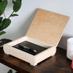 Retro Traditional Style Wooden Box 24.5x19.5x7 cm | Craft Keepsake Memory Trinket Gift Storage | Plain Unfinished Wood
