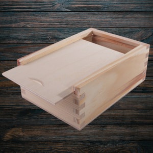 Small Slide Lid Wooden Box | 14 x 10 x 5.5 cm | Jewellery Trinket Keepsake Treasure Holder Gift Storage Case | Unfinished Decorative Wood