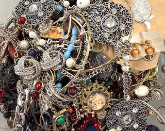 5 Pfund Vintage Schmuck Lot gebrochen verheddert Wiederverwendung Reparatur Pfund Vintage Upcycle ASMR Therapie