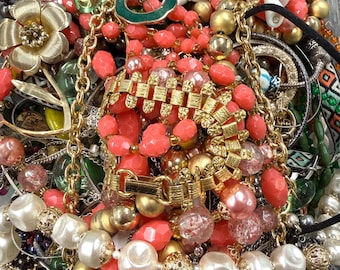 5 Pfund Vintage Schmuck Lot gebrochen verheddert Wiederverwendung Reparatur Pfund Vintage Upcycle ASMR Therapie