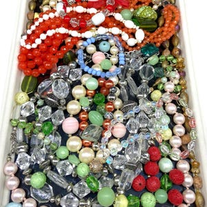 Junk Broken Beaded Costume Jewelry Lot Crafts Repurpose Repair LB Vintage Mod Upcycle Craft Art Mixed Media Supply DIY Recycle Collage Beads