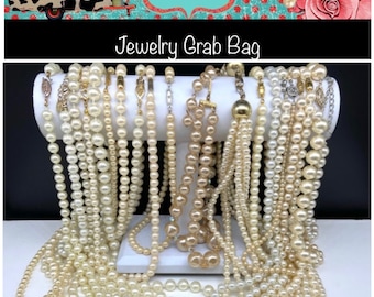 10 Pearl Beaded Necklaces Costume Jewelry Lot Vintage Modern Faux Pearls Wearable Mystery Grab Bag LB LBS