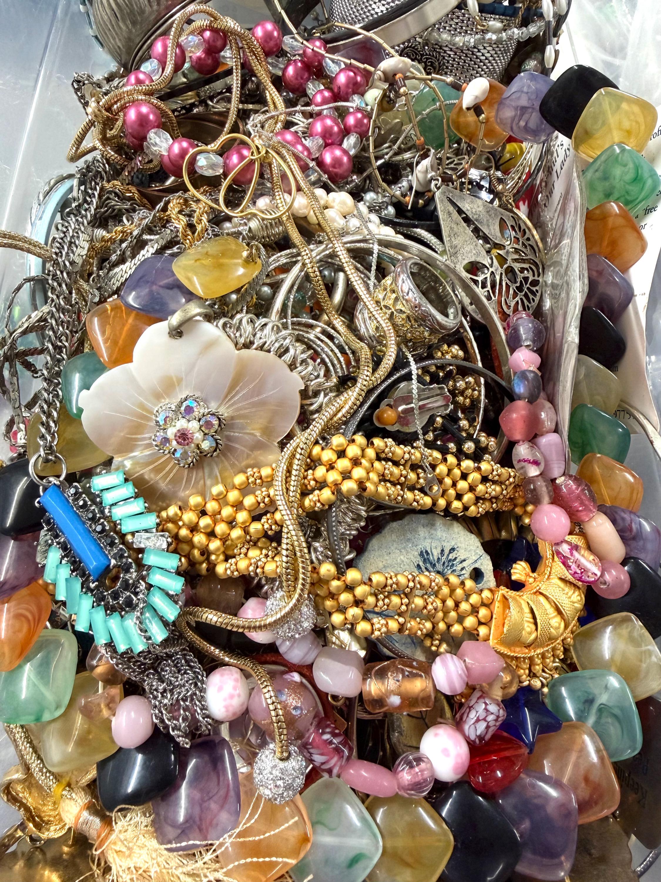 Unsorted Bulk Jewelry Lot - Etsy