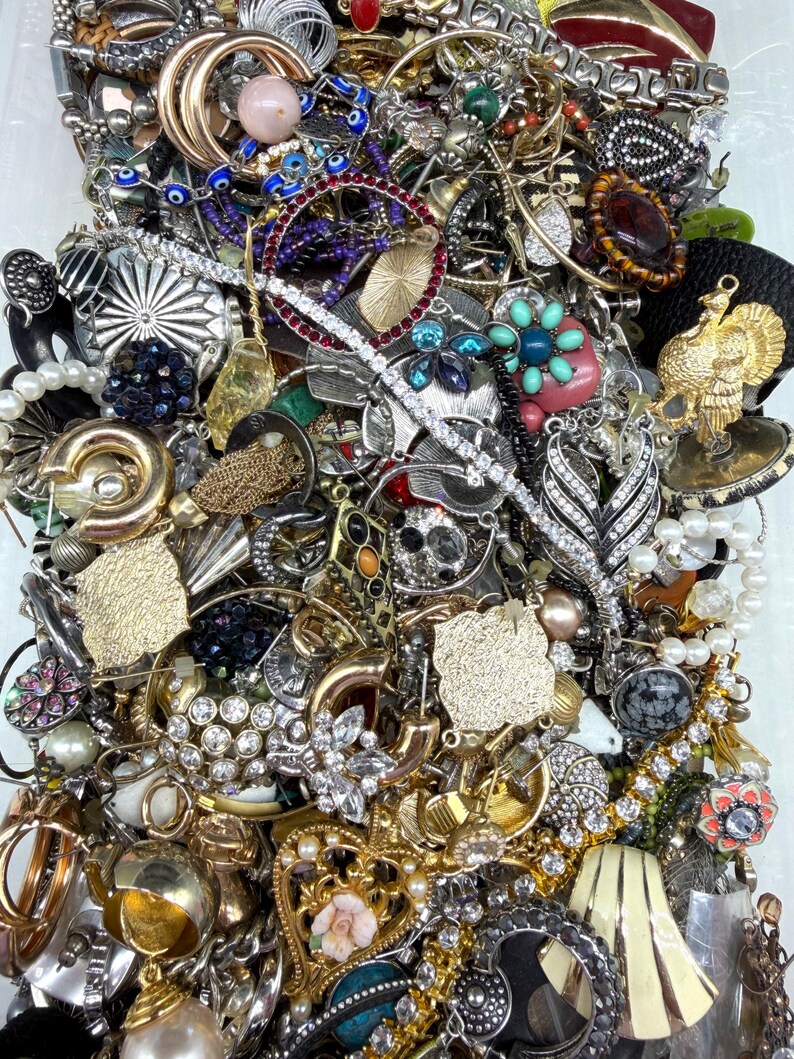 6 LBS Small Jewelry Findings Lot Single Earrings Vintage Upcycle Craft ...