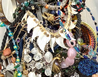 5 Pfund Vintage Schmuck Lot gebrochen verheddert Wiederverwendung Reparatur Pfund Vintage Upcycle ASMR Therapie