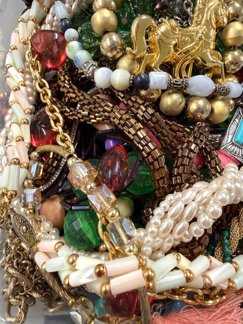 5 LBS Junk Costume Jewelry Lot Broken Tangled Repurpose Repair Pounds Vintage Upcycle ASMR Therapy Unsorted Craft Art DIY Mosaic Grab Bag image 3