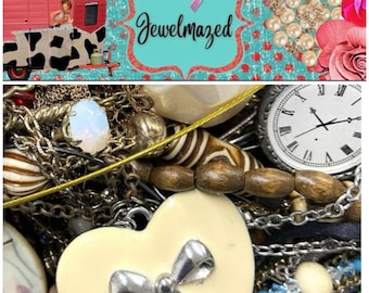 Junk-Schmuck-Lot Kaputte Modeschmuck Handwerk Reparatur Destash Pfund Pfund Upcycle Mixed Media Art Versorgung DIY Wiederverwendung