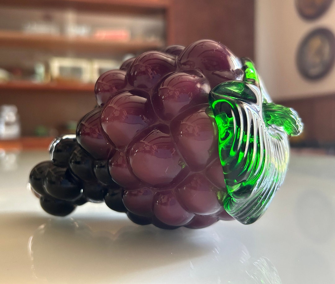 Vintage Glass Grapes Cluster, Mid Century Collectible Glass Home Decor ...