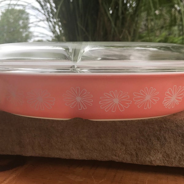 Vintage Pyrex Pink Daisy Divided Oval Casserole Dish with Lid, 063, 1 1/2 Quart, Made in USA 1958-1962