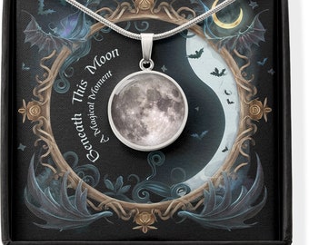Personalized Moon Phase Necklace: Custom Celestial Jewelry Gift