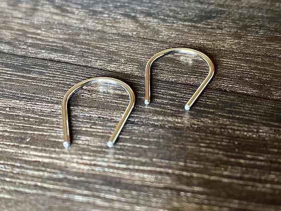 TOP SELLER: Sterling Silver Horseshoe Threader Earrings - 18 gauge