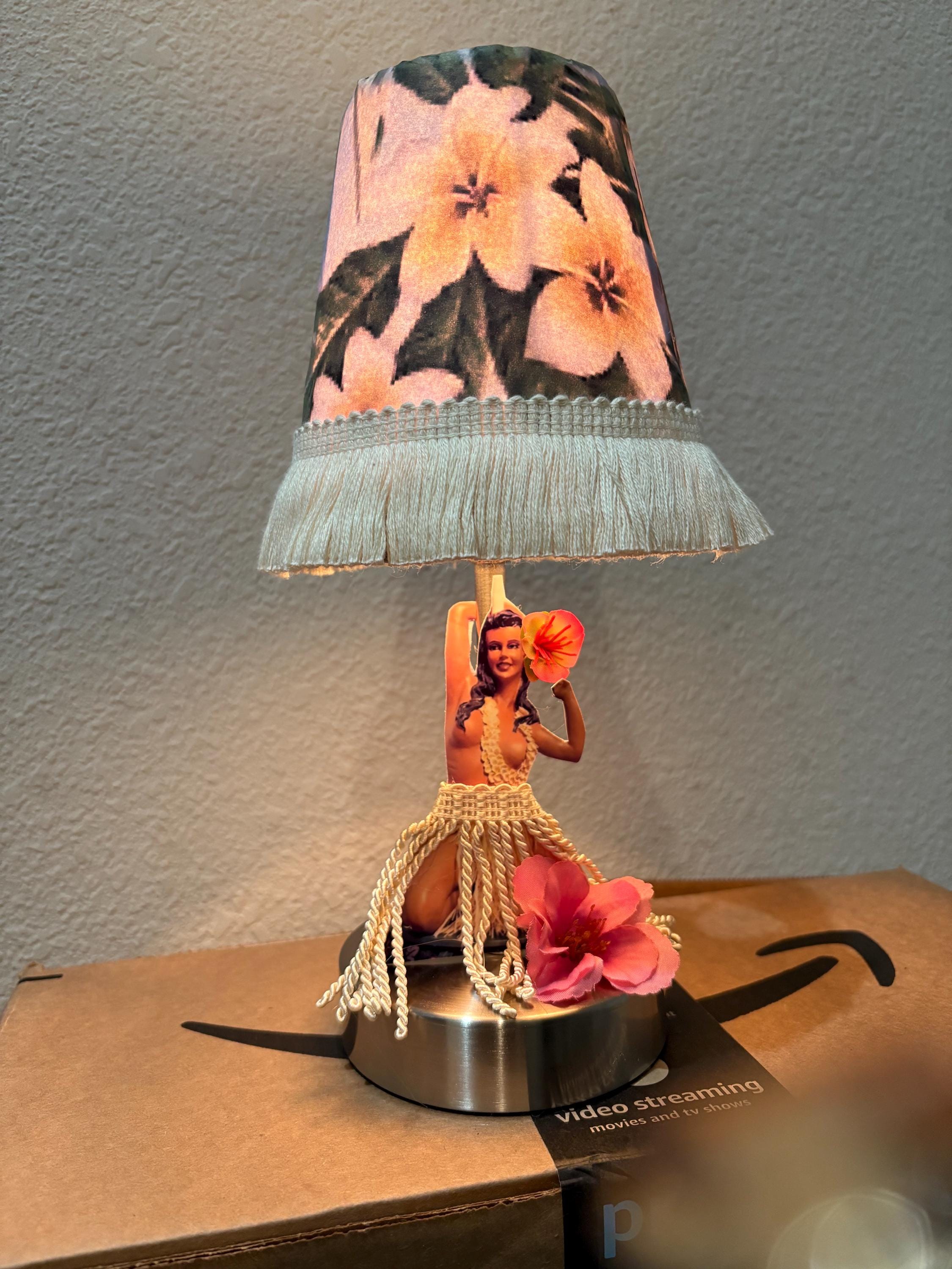 Vintage Look Mini Hula Girl Lamp. Perfect for Tiki Bar. Stands 11