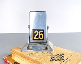 eternal desk calendar metal, art deco, Bauhaus style