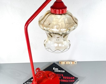 große Tischlampe Metall rot mit Schnörkel, Original vintage 80er Jahre