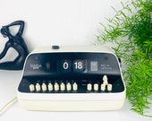 Vintage flip clock, SABA RC11, white, 70s space age