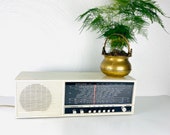 Vintage Radio Loewe Opta R 170 in white, tested