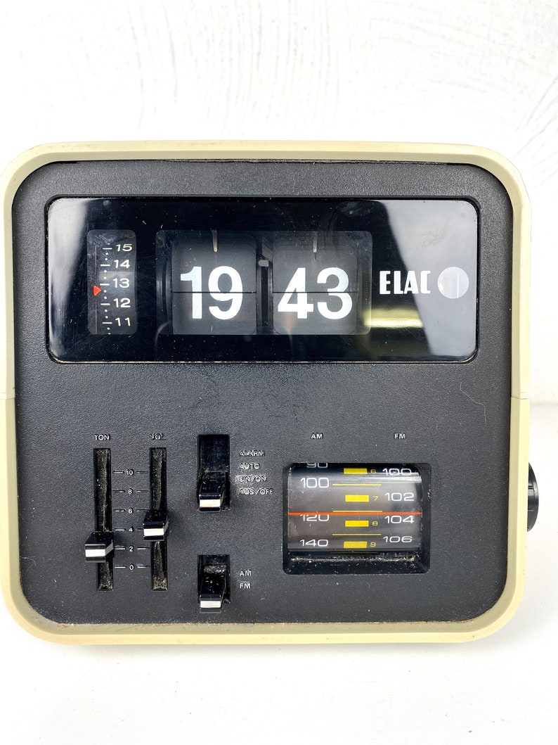 Flip Clock Elac RD 100 Flip Numbers Alarm Clock in White 70s Space Age ...