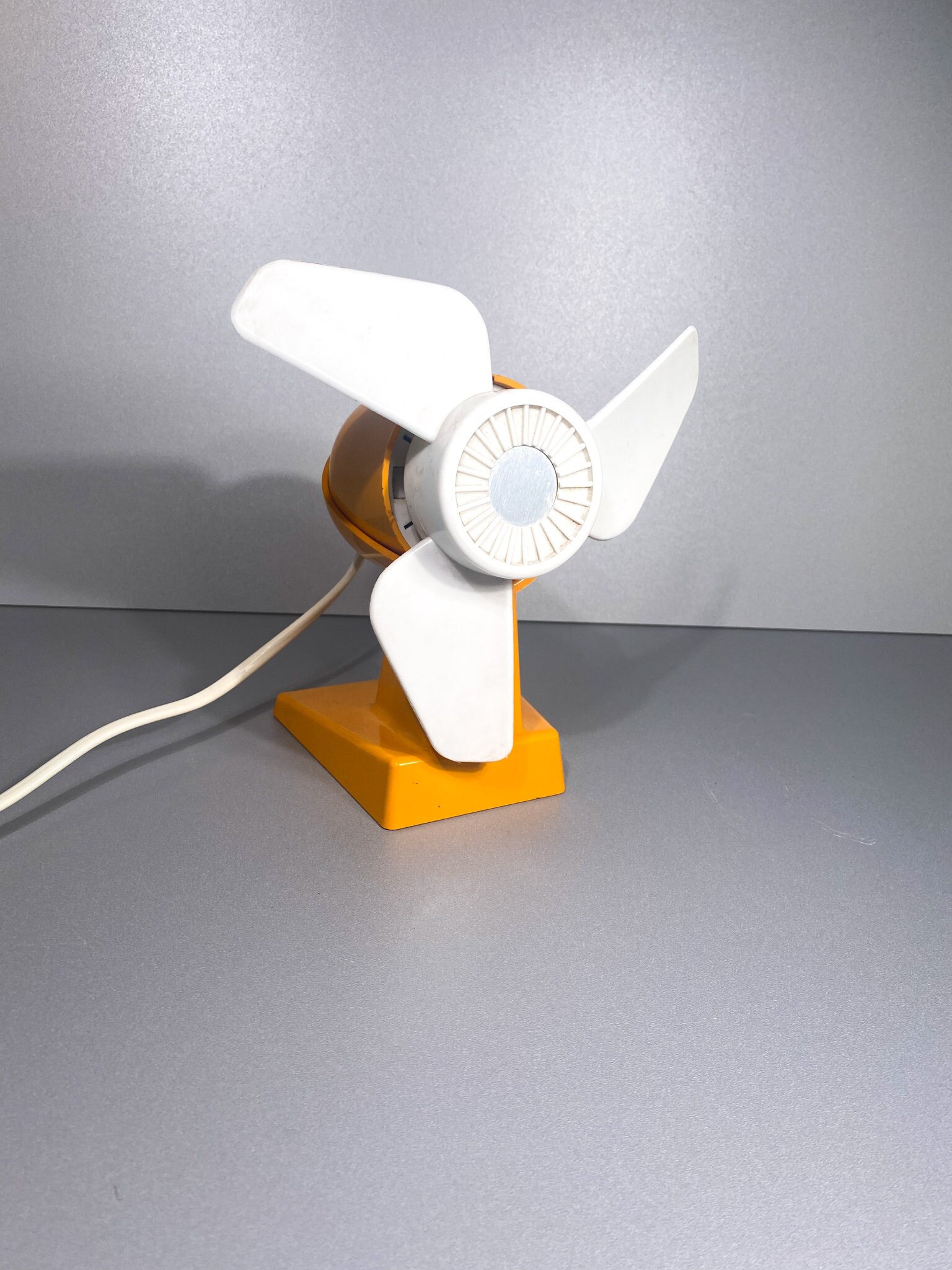 Petit ventilateur vintage de SHG, années 70, orange de lère