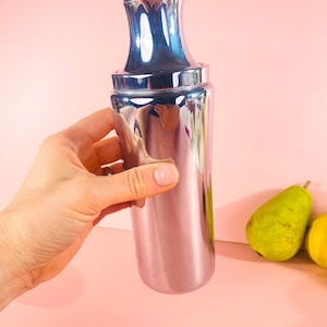 Cocktail shaker metal hallmarked with cork in the lid
