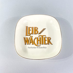 old pubs ashtray / bowl, bodyguard, beige with gold edge porcelain
