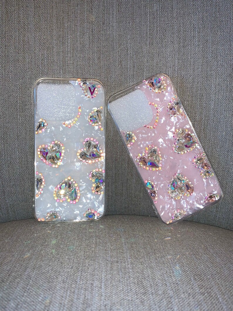 Mega Bling Rainbow Crystal Hearts iPhone X/Xs / XR / Xs Max / 11 / 12 / 13 / Mini / Pro / Pro Max Decoden Phone Case 