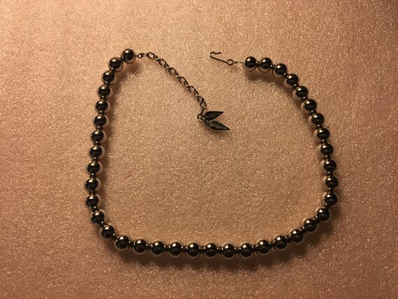 1970s Whiting & Davis 18" Silver Beaded Chain Neck