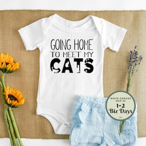 ENVÍO RÁPIDO Mono de Going Home to Meet My Cats™ - Anuncio de embarazo - Anuncio de bebé gato - Revelación de embarazo - Próximamente Amante de los animales