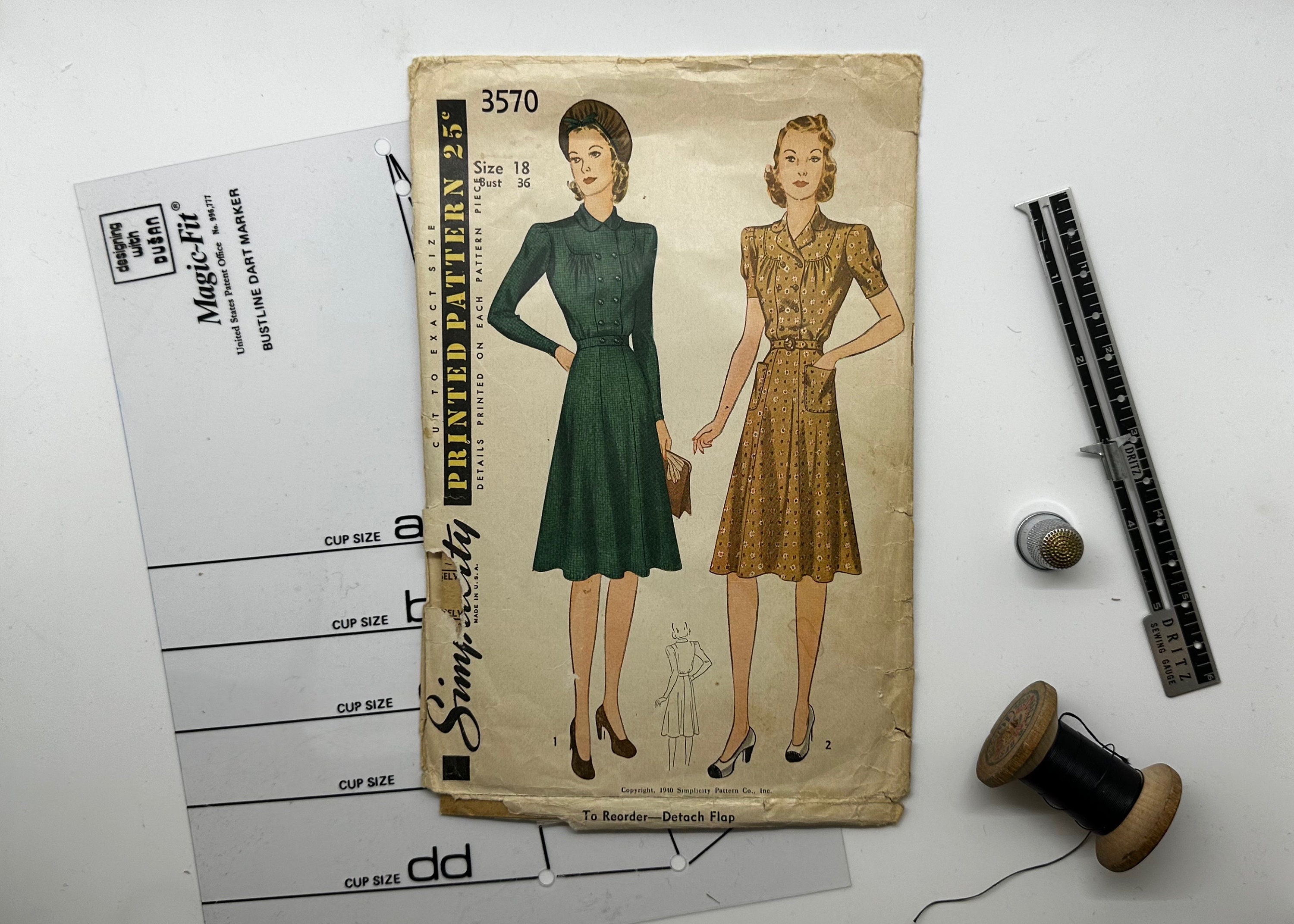 ヴィンテージ50s Englandピンクチュールとグログランリボンのクローシェ セール】 【OUTLET】グログランリボンコサージュ （ブローチ