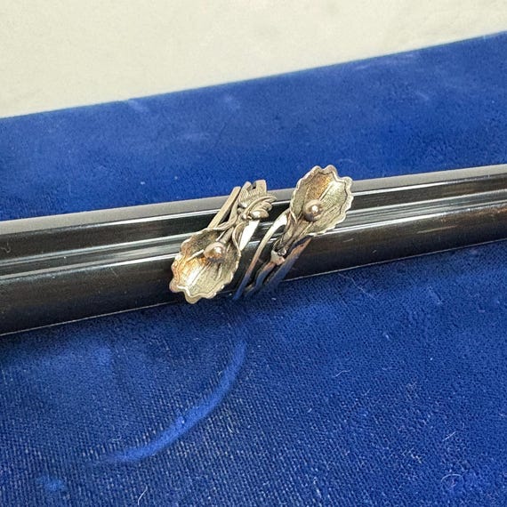 Silver Tone Wrap Ring, Lily Wrap Ring, Vintage Fl… - image 1