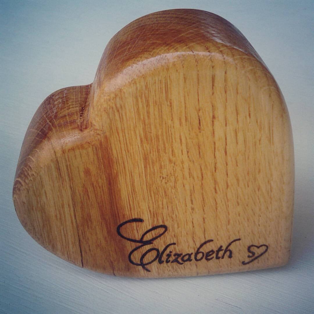 Personalized Oak Heart Baptême Mariage de Fiançailles d'anniversaire Personnalisé La France Faite à 