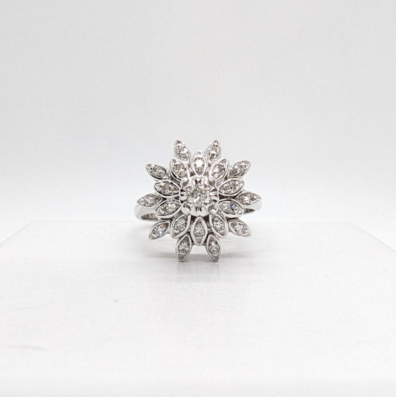 14k White Gold 1/6 TCW Snowflake Diamond Ring Siz… - image 1