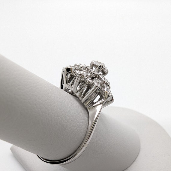 14k White Gold 1/6 TCW Snowflake Diamond Ring Siz… - image 10