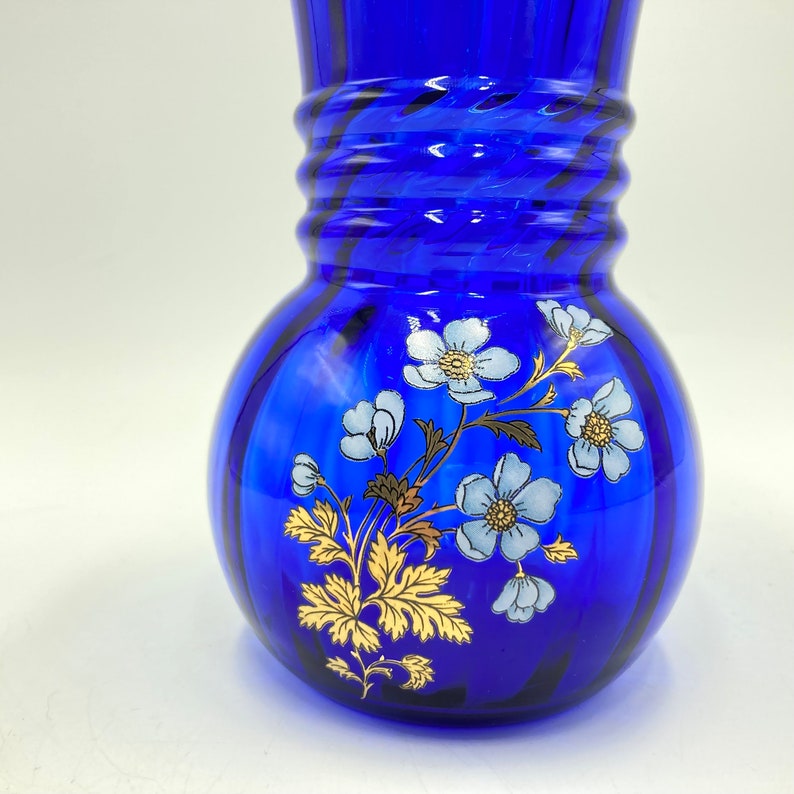 Vintage Hand Painted Blue Glass Vase, White and Gold Flowers and Leaves, Royal Cobalt Blue, Vintage Glassware image 3