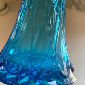 Vintage Jefferson Glass Diamond and Thumbprint 228 Stretch Blue Vase image 5