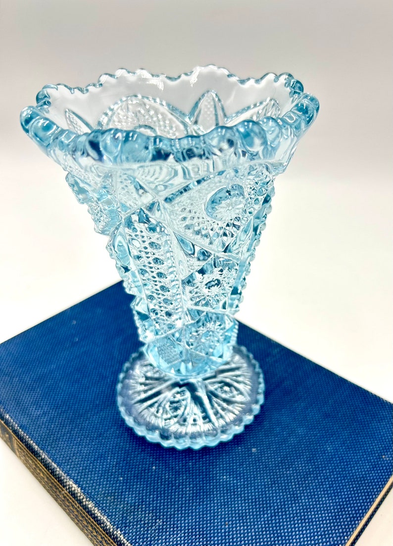 Vintage Imperial Glass Ice Blue Vase, Hobstar with Sawtooth Rim, Cut Glass Footed Vase, MCM 50s Glassware image 6