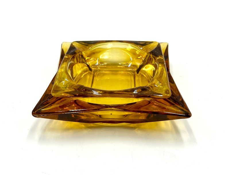 Vintage 80s Anchor Hocking Ashtrays, Amber Gold Glass, Set of 2, Thick Square Glass Ashtrays, Retro Glassware Ashtray image 4