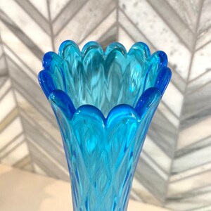 Vintage Jefferson Glass Diamond and Thumbprint 228 Stretch Blue Vase image 3