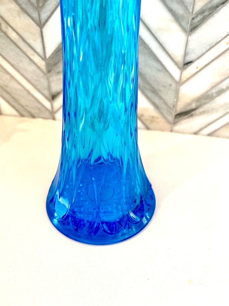 Vintage Jefferson Glass Diamond and Thumbprint 228 Stretch Blue Vase image 2