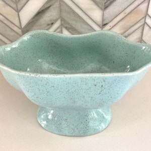 Brush Mid Century Light Blue Speckled Planter, Vase, No. 820, Footed, Scalloped, Classic MCM Pottery