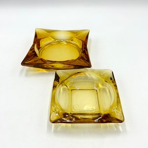 Vintage 80s Anchor Hocking Ashtrays, Amber Gold Glass, Set of 2, Thick Square Glass Ashtrays, Retro Glassware Ashtray image 1