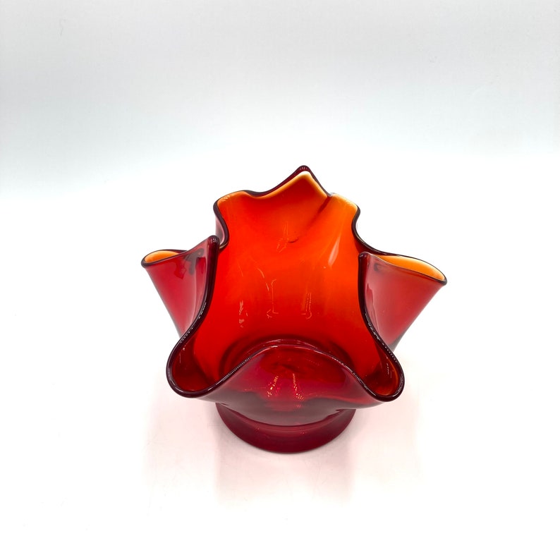 Vintage Bischoff Red Amberina Art Glass Handkerchief Vase, Ombre Orange Red, Retro Glassware Bowl Compote, Art Glass image 4