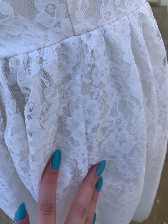 Vintage 70’s White Lace Gown Diamond Run By Wayne… - image 7