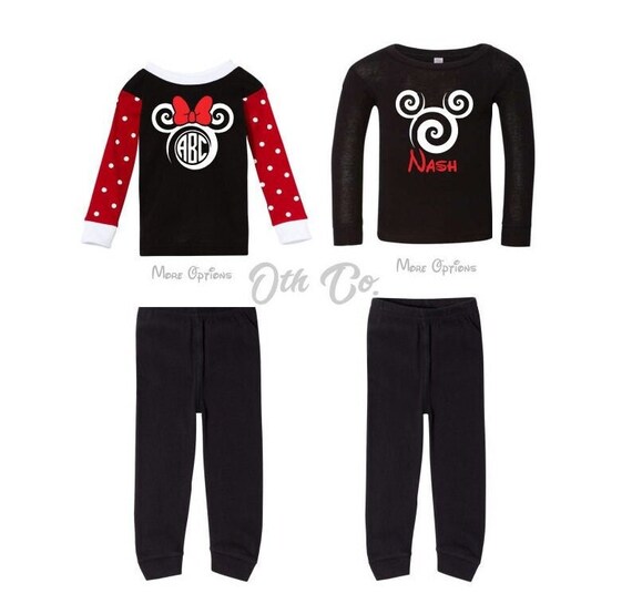 Disney pajama sets,Disney kids pj sets,Disney gift ideas,Disney trip kids gifts,Personalized Disney pajama sets,Minnie Mouse pjs,Mickey pjs