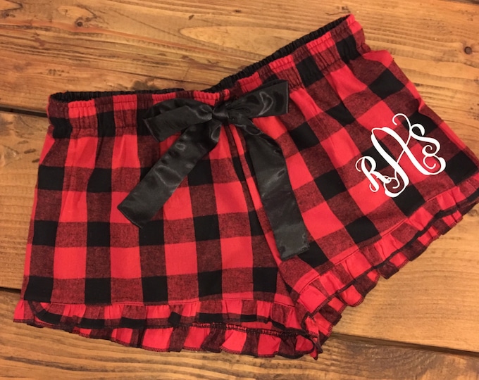 Buffalo plaid,Christmas gift idea, Bridal Party,Bridesmaid gift,seersucker, Holiday gift for her, personalized pajamas, Flannel pajama short