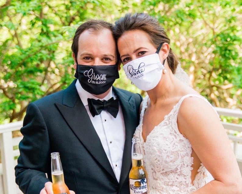 Mr and Mrs face mask/Wedding face mask/wedding party image 0 - mondkapje bruiloft