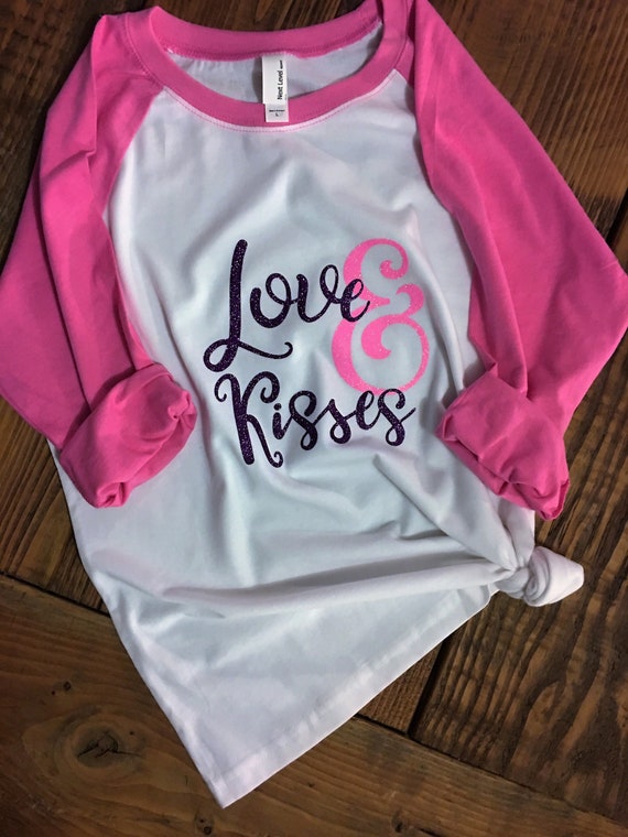 Valentine Raglan/Love & Kisses/Girl Valentine Shirt/Pink Glitter Valentine Tshirt/Love Shirt/Valentine Gifts for her/Happy Valentines Day