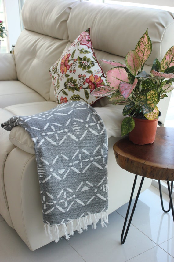 Pictures On Grey Blanket Couch Frankydiablos Diy Chair Ideas Pictures On Grey Blanket Couch Frankydiablos Diy Chair Ideas