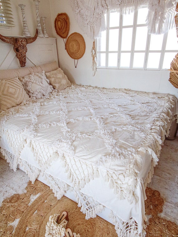 Fringes Throw Blanket White Tufted Luxe Throw Handira Boho Throw