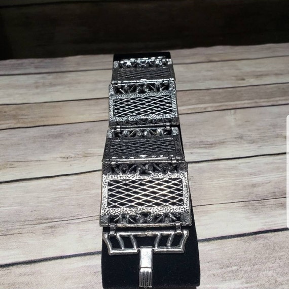Vtg Black Lucite Silvertone Bracelet 1930s or 194… - image 3