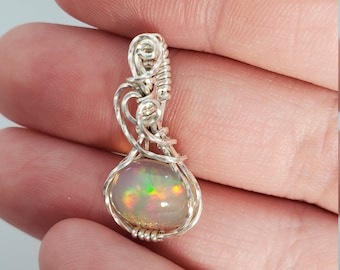 Opaldraht gewickelt Anhänger, Opal Anhänger, Opal Schmuck, Draht gewickelt Schmuck, Draht gewickelte Halskette, versandfertig, Geschenk für Frau